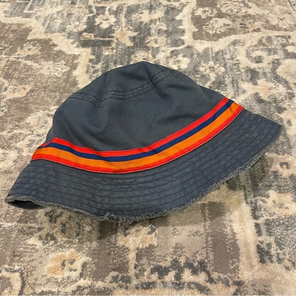 Vintage Navy Bucket Hat with Striped Band - Picture 4 of 4
